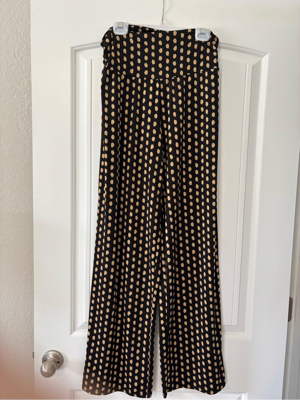 Mud Pie Harlow Size S Palazzo Pants Black with Tan Polka Dots